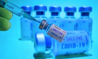 Femeia din Gherla, căreia i s-a făcut rău după vaccinare, rămâne în continuare în spital