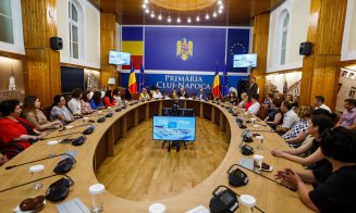 Elevii de 10 la Bac, premiați de Primăria Cluj-Napoca