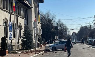 Replici cu magnitudinea peste 3 / Primăria Târgu Jiu, evacuată