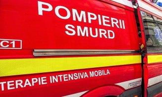 ACCIDENT între o mașină și un microbuz la coborâre de pe A3 în Gilău. Intervine SMURD-ul