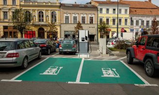 Încărcarea mașinilor electrice la stațiile Primăriei Cluj-Napoca, PE BANI! Factură de 2.7 milioane lei, în primele 7 luni
