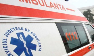Accident într-o localitate din Cluj! Un TIR și o mașină, implicate