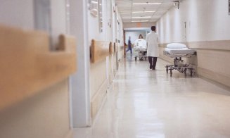 Moment istoric în medicină! Primul pacient din lume care a primit un transplant de rinichi de porc a fost externat din spital