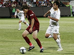 FOTBAL. Antrenamentele CFR-ului şi al Unirii Urziceni, din preziua Supercupei, deschise doar câte 15 minute
