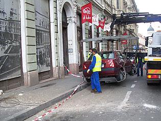 Clădire istorică, pericol public în centrul Clujului (video)