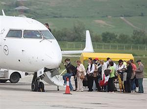 420.000 de pasageri pe aeroport