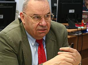 Desfigurarea democraţiei