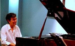 CULTURĂ. Concert susţinut de Teodora Enache şi Darius Brubeck luna viitoare la Teatrul Maghiar 