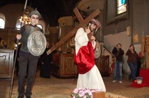 RELIGIE. Greco-catolicii clujeni, pe „Drumul Crucii”