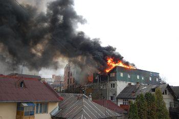 EVENIMENT. Incendiu la Janis Stuf (update)