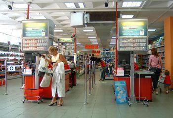 ECONOMIC. Carrefour Express în Mănăştur, din 15 septembrie