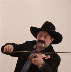 EVENIMENT. Gabor Lali face obiecte de aramă pentru clujeni