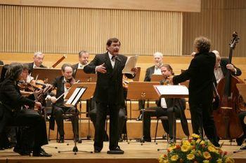 CULTURĂ. După peripeţii în Capitală, orchestra Johann Strauss Ensemble a concertat cu bine la Cluj