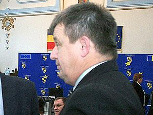 “Două-trei primării”, aproape de faliment