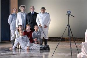 CULTURĂ. Cel mai bun spectacol din 2008, azi în microstagiunea Teatrului Maghiar