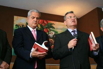 POLITIC. Fostul premier Năstase sare în apărarea lui Marga