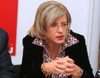 POLITIC. Europarlamentarul Corina Creţu îşi deschide cabinet în Cluj