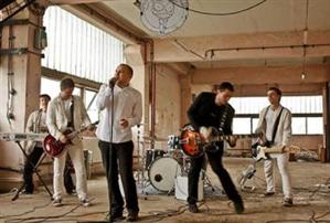 MUZICĂ. Videoclip filmat cu aparat foto pentru trupa clujeană Grimus