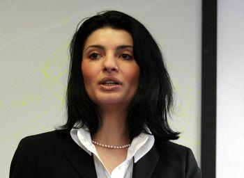 “Mincinoasa” Lavinia Şandru, aşteptată la Cluj