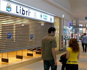 Libri pleacã din Polus, din Cluj şi din România