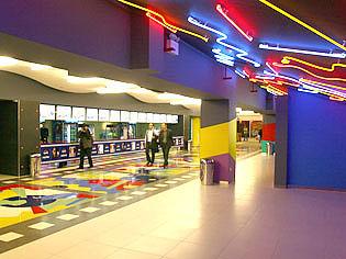 Multiplex de 8 milioane de euro