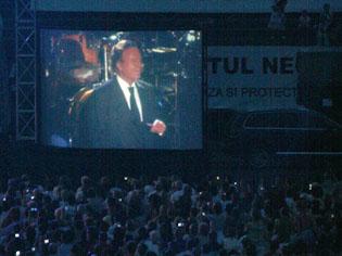 Julio Iglesias, nebun după sex
