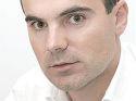 Te slăvim, conducător iubit, sau javra din deal?