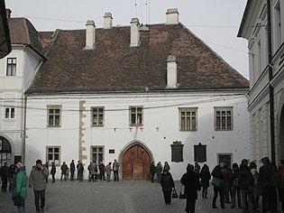 Matei Corvin, alungat din centrul Clujului