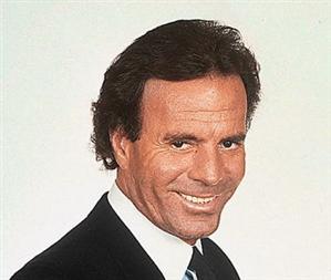 Julio Iglesias, pe 16 iulie la Cluj-Napoca