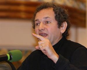 Dan Puric: “În instituţiile de culturã se merge pe relaţii”