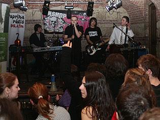 Concerte în surdinã forţată în Music Pub