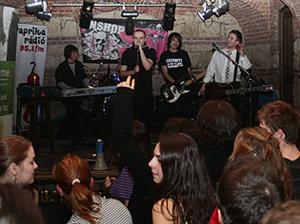 Concerte în surdinã forţată în Music Pub