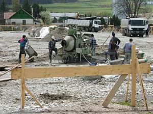 Constructorii clujeni, îngropaţi sub o avalanşă de proiecte