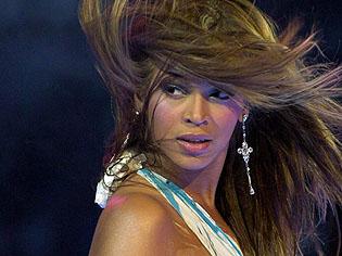 Beyonce se hrăneşte la Cluj cu căpşuni şi avocado