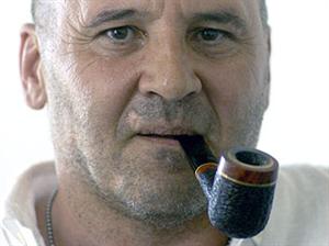 Distrugerea care… zideşte