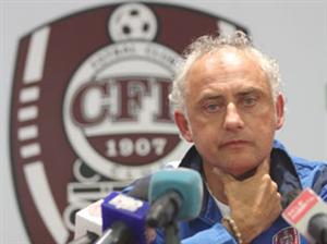 Campionii de la CFR pornesc în urmărirea capitalei