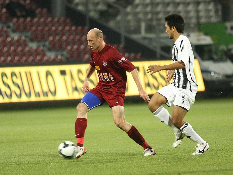 Mandorlini îşi joacă viitorul sub ochii lui Paszkany