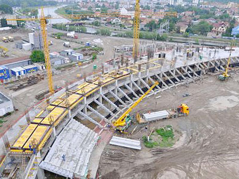 Licitaţia pentru turnul de lângă stadion, amânată pentru toamnă     