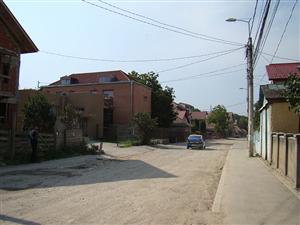 Asfalt nou pe strada Câmpului 