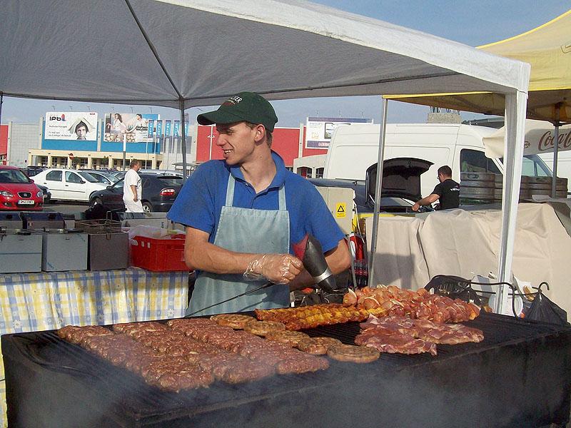 Record mondial la pui fripţi la Cluj