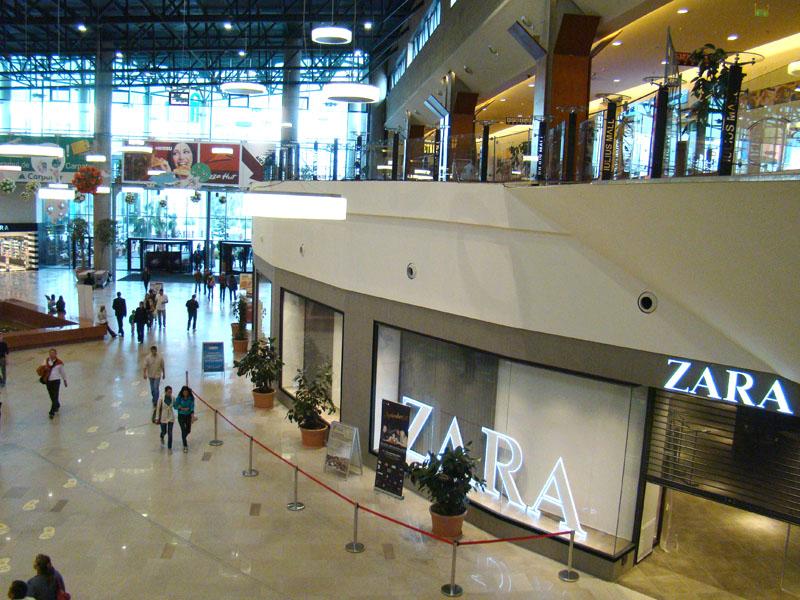 Ziua de Cluj | Trei ani de malluri la Cluj, aniversaţi cu Zara şi C&A