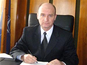 Fiica prefectului de Neamţ, angajată la Prefectura Cluj “pentru a creşte absorbţia fondurilor europene”    