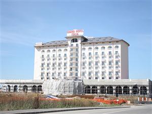 Grand Hotel se deschide în mai, Ramada mai aşteaptă