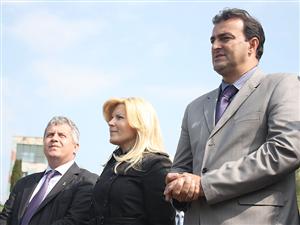 Apostu a smuls promisiuni de la Elena Udrea