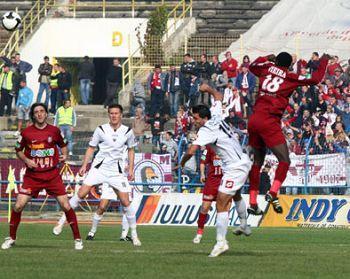 Vezi ce au făcut suporterii celor două echipe înaintea derby-ului Clujului