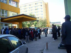 Au venit studenţii; înghesuială în campusuri pentru cazare (galerie foto)