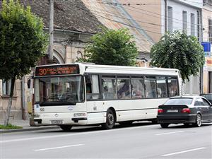 Municipalitatea mai vrea zece autobuze la mâna a doua          