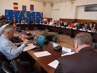 CJ Cluj a aprobat taxa de 10 lei pentru serviciile Direcţiei de Evidenţă a Persoanei
