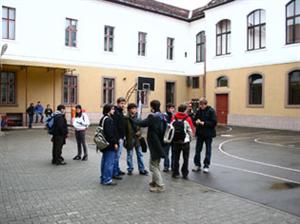 Dezbatere despre învăţământul particular, la Şcoala Internaţională din Cluj