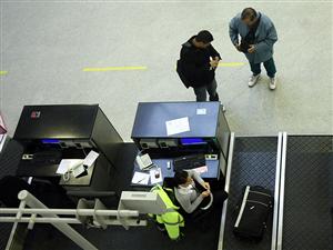 Aeroportul clujean aşteaptă “momentul Schengen”